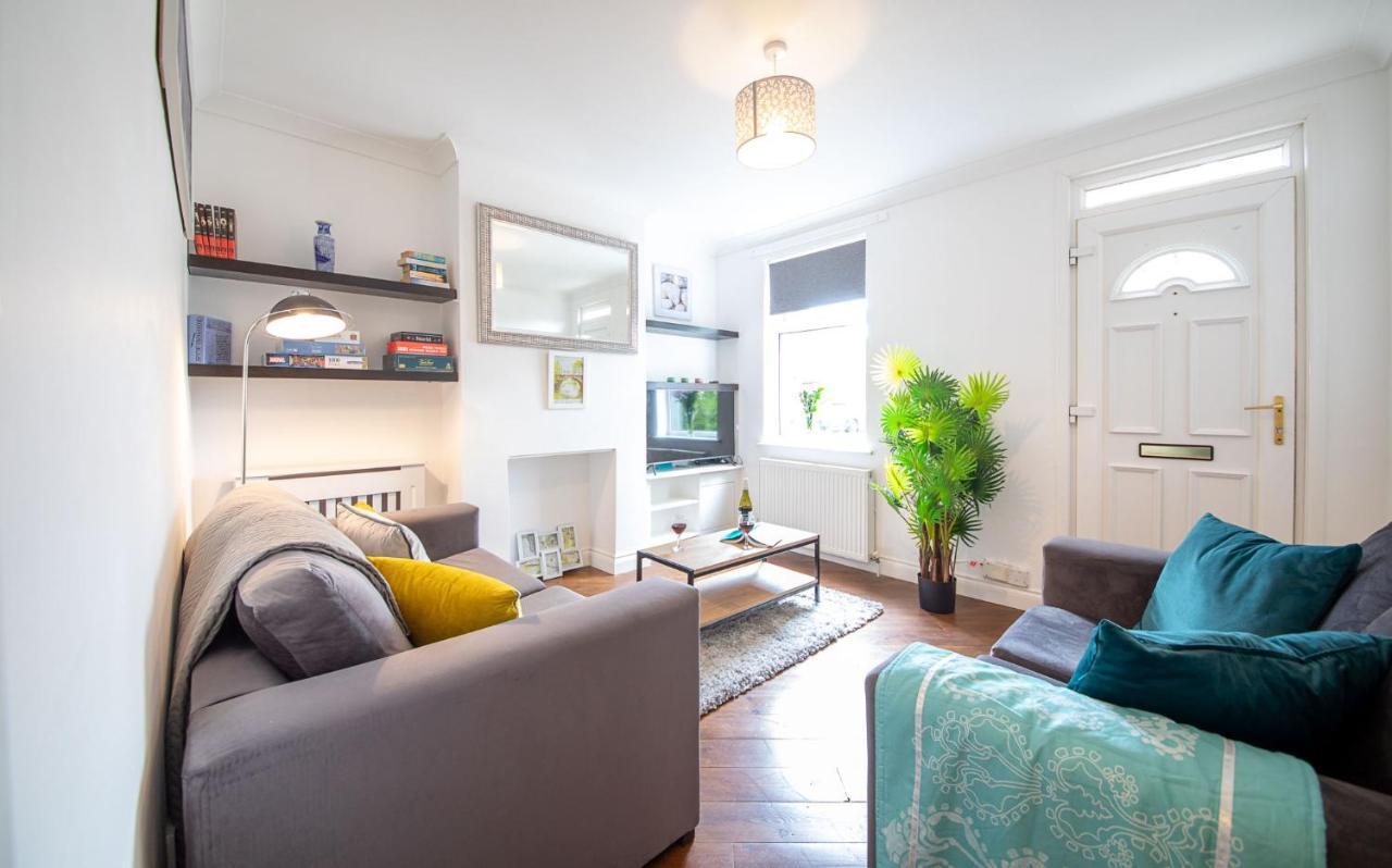 Bright 3 Bedroom Townhouse Near City Centre NWI Exteriör bild